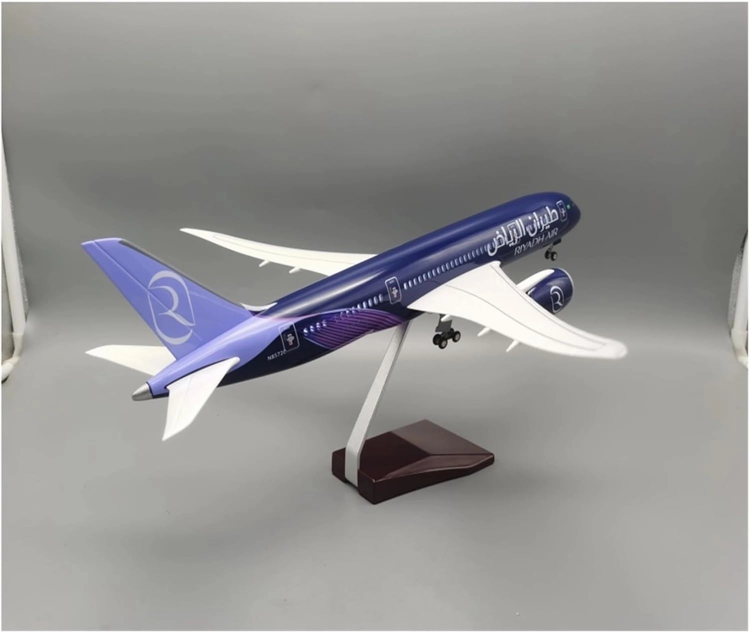 1:130 Scale for Large Model Airplane Riyadh B 787 Plane Models Diecast Airplanes with LED Light Collection(No lamp)
