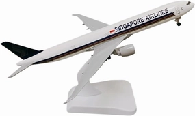 20cm for B777 Singapore Airplane Diecast Toys Games Airplane Toy Collections Alloy Die-Casting Airplane Model