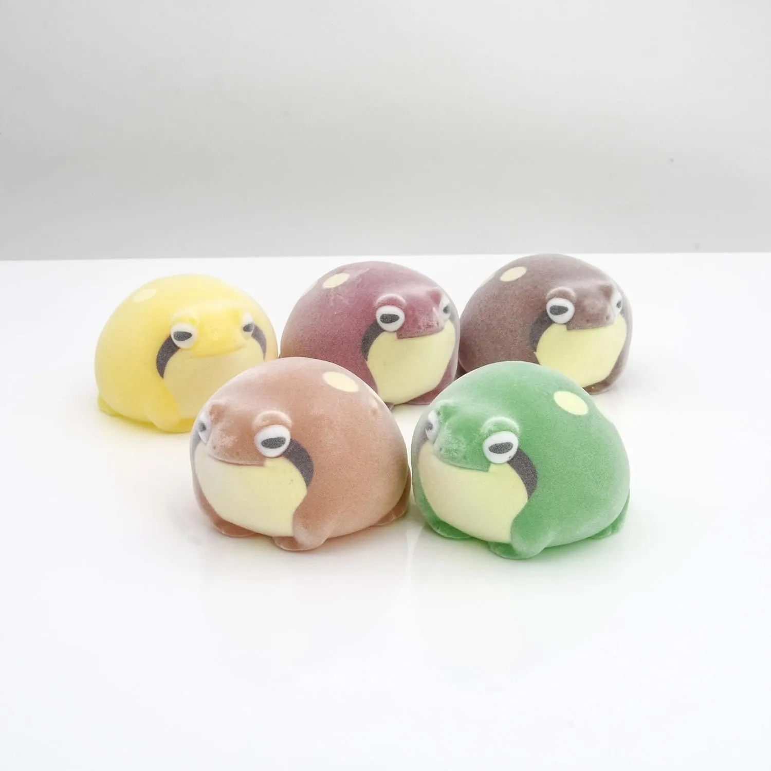 Adorable Flocking Common rain Frog,Round Breviceps adspersus,Fatty Bushveld Rain Frog,Soft blaasoppie Squeeze Toys,Squeak.Capsule Toys (All 5 Types)