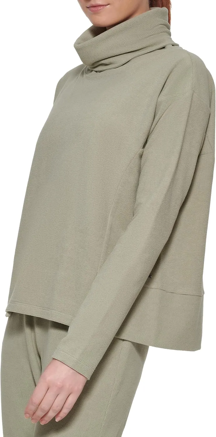 Andrew Marc womens Fleece Turtleneck Sweatshirt