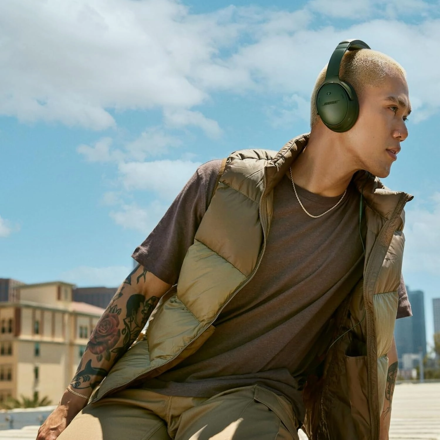 Bose QuietComfort Bluetooth Headphones, Wireless Headphones with Active Over Ear Noise Cancelling and Mic, Deep Bass, Up to 24 Hours of Playtime, Cypress Green - Limited Edition