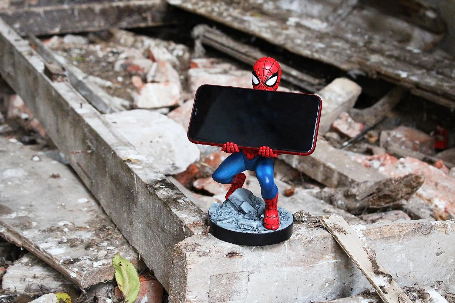 Cable Guys - Spider-Man Classic Accessory Holder for Gaming Controllers and Smartphones (Electronic Games////)