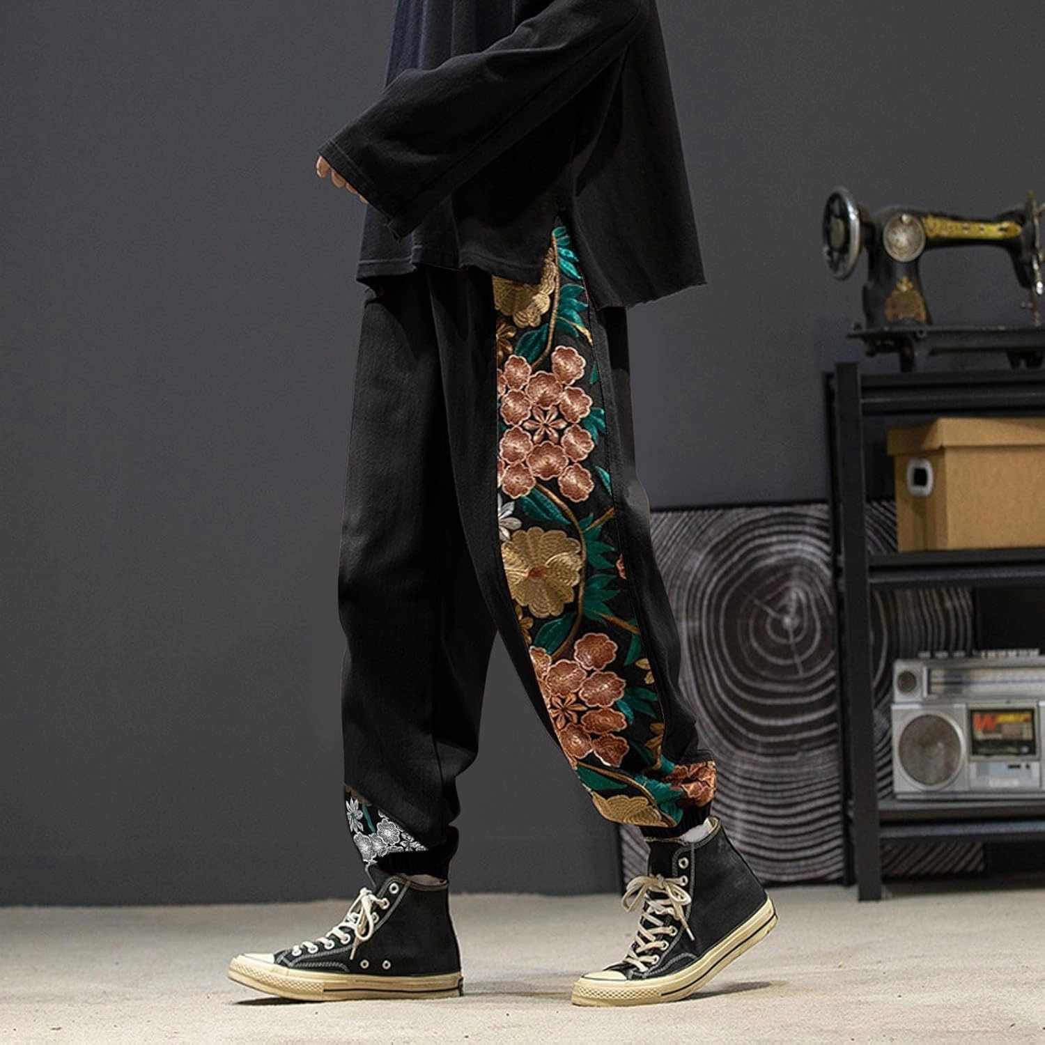 Casual Pant for Men Japanese Retro Embroidered Floral Print Drawstring Bound Foot Trousers Fashion Hip Hop Streetwear