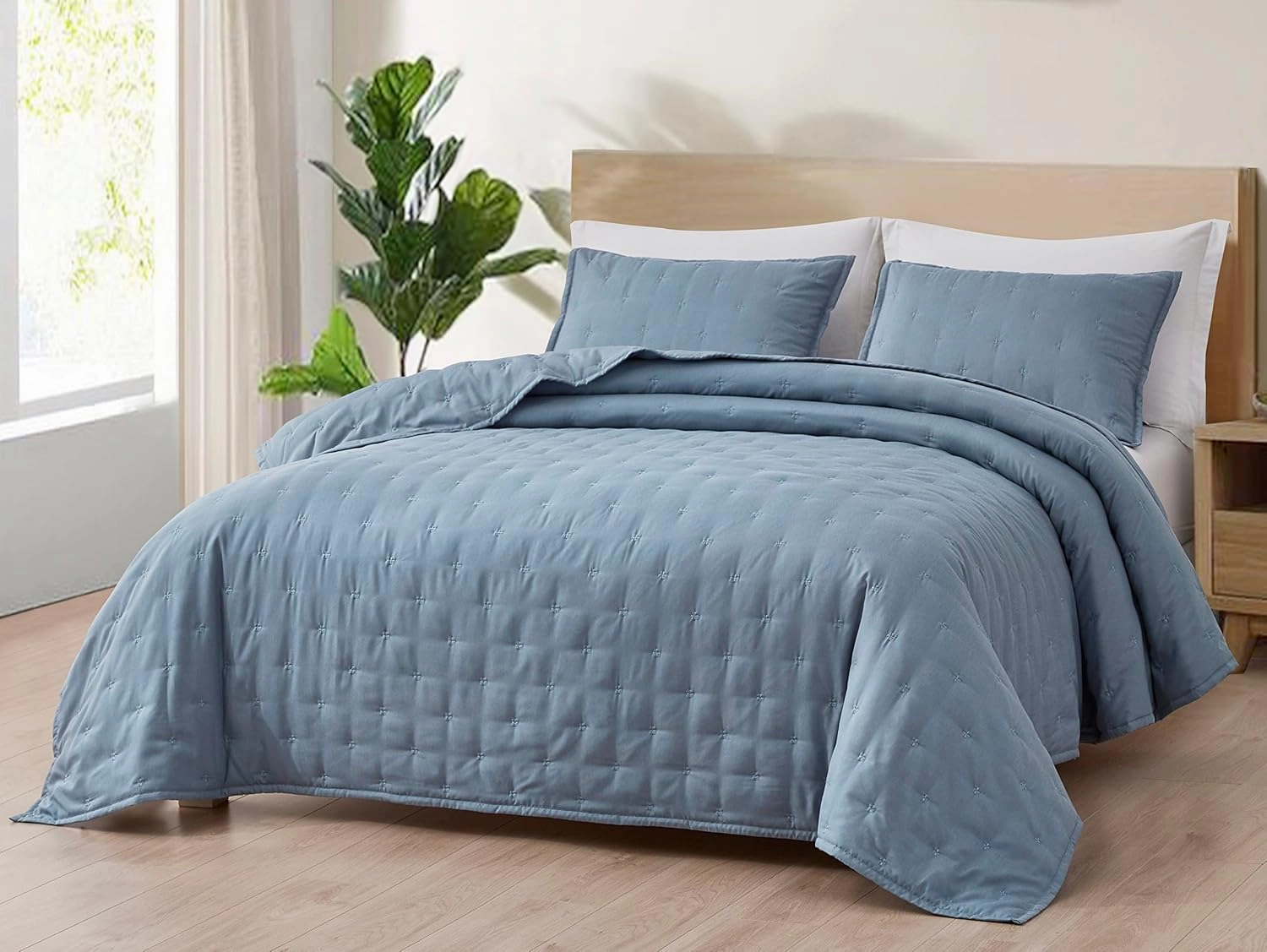 Chezmoi Collection Milo 3-Piece Soft Cooling Blend of Rayon Derived from Bamboo & Polyester Cross-Stitch Quilted Coverlet Set (King, Blue)