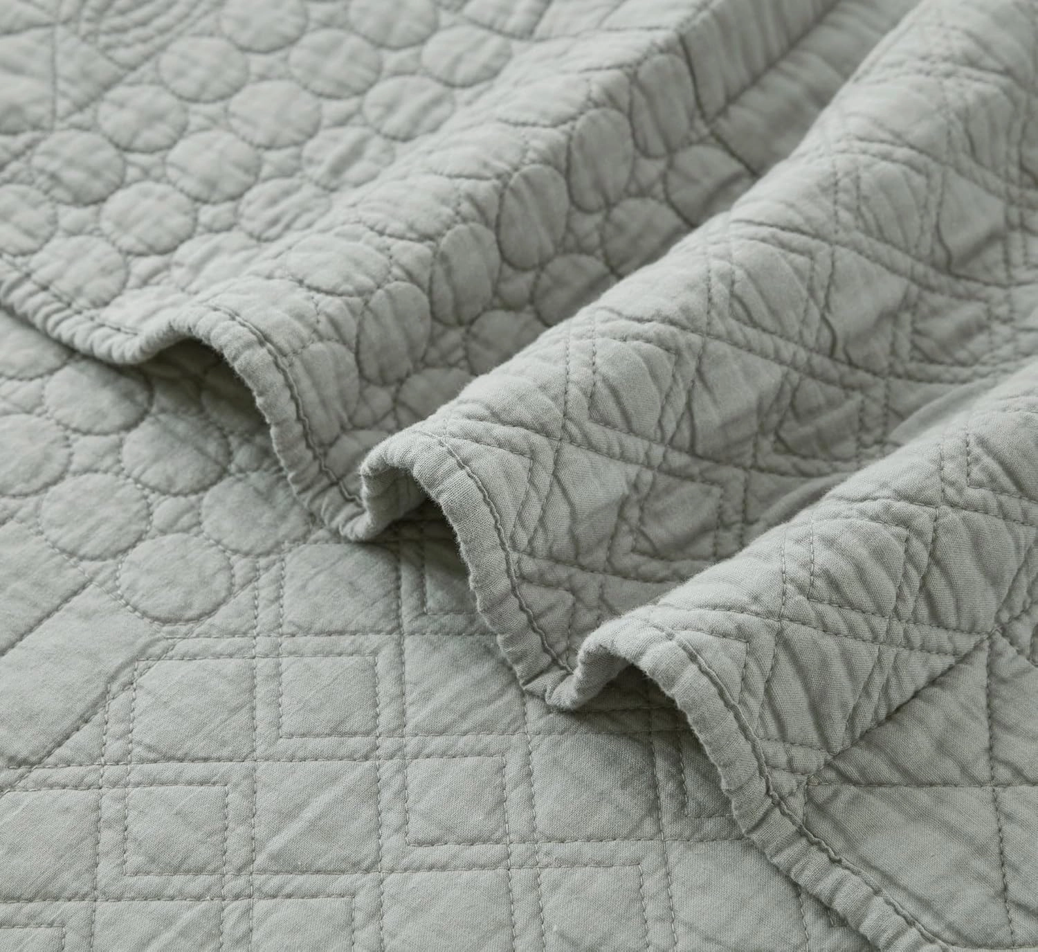 Chezmoi Collection Motley 3-Piece Classic Geometric Patchwork Embroidered Quilt Set - Pre-Washed Cotton Bedspread Coverlet Set, King Size, Gray