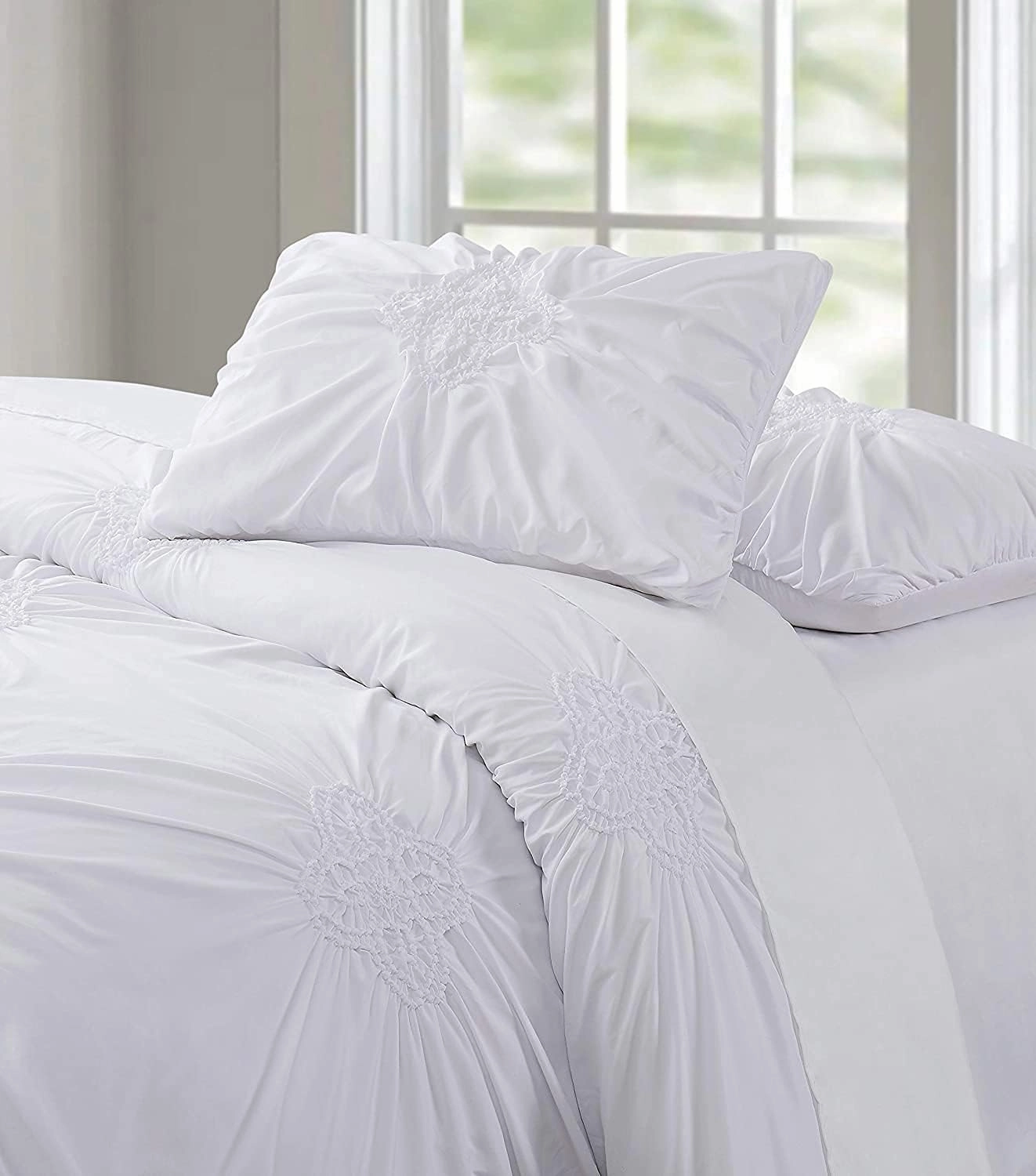 Christian Siriano NY Greorgia Rouched Duvet Set, Full/Queen, White 3 Piece