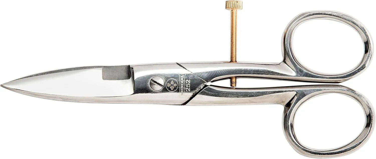 Classic Forged 4.5" Buttonhole Scissors