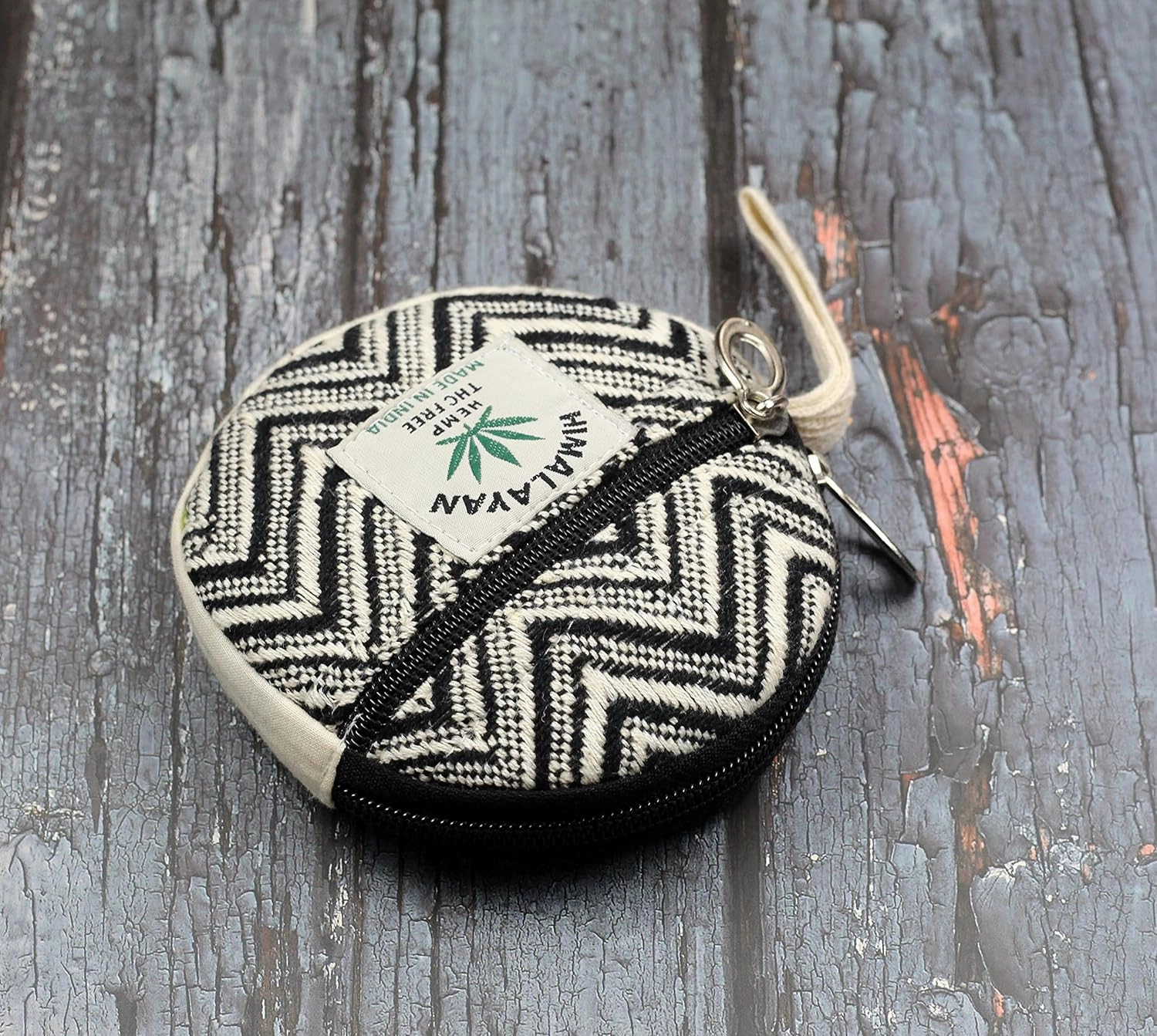 Coin Purse For Women Handmade Hemp Coin Pouch Eco friendly Hippie Boho Wallet Earphone holder (Zigzag Black)
