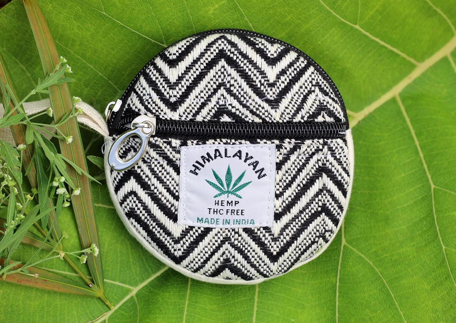 Coin Purse For Women Handmade Hemp Coin Pouch Eco friendly Hippie Boho Wallet Earphone holder (Zigzag Black)