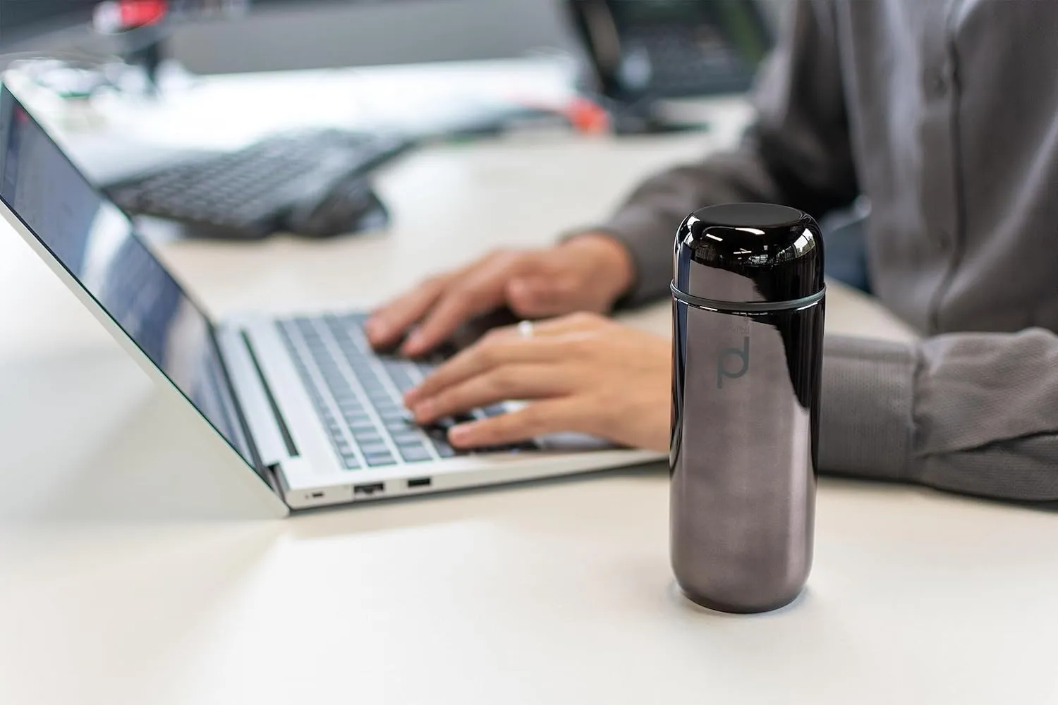 DrinkPod HCF-200BM Vacuum Insulated Flask, Stainless Steel, 200 milliliters