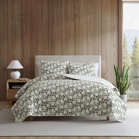 Eddie Bauer - Quilt Set, Super Soft Bedding with Matching Shams, Silky Smooth & Breathable, Classic Home Essentials (Garden Bloom Green, King)