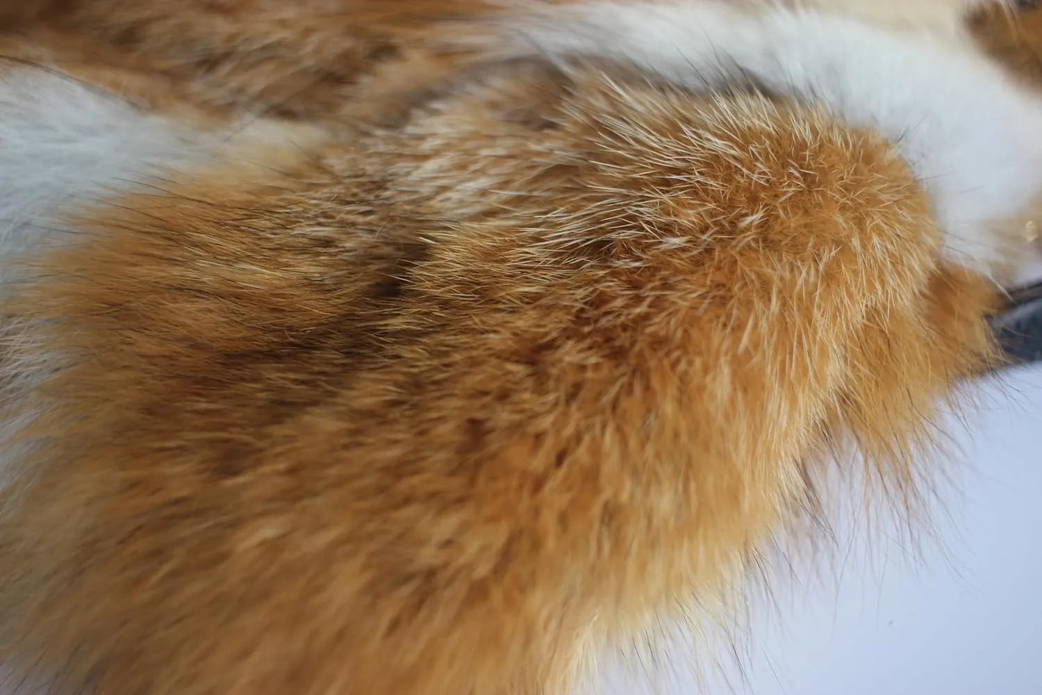 Fosrion Luxury Real Fox Fur Handbag Bag with Realistic Fox Head Detail