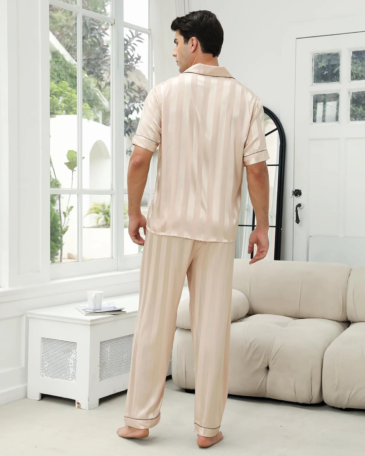 GAESHOW Mens Silk Pajama Set, Short Sleeve Silk Satin Pajamas for Men Soft Mens Loungewear Sets 2 Piece Button Down Pjs Set