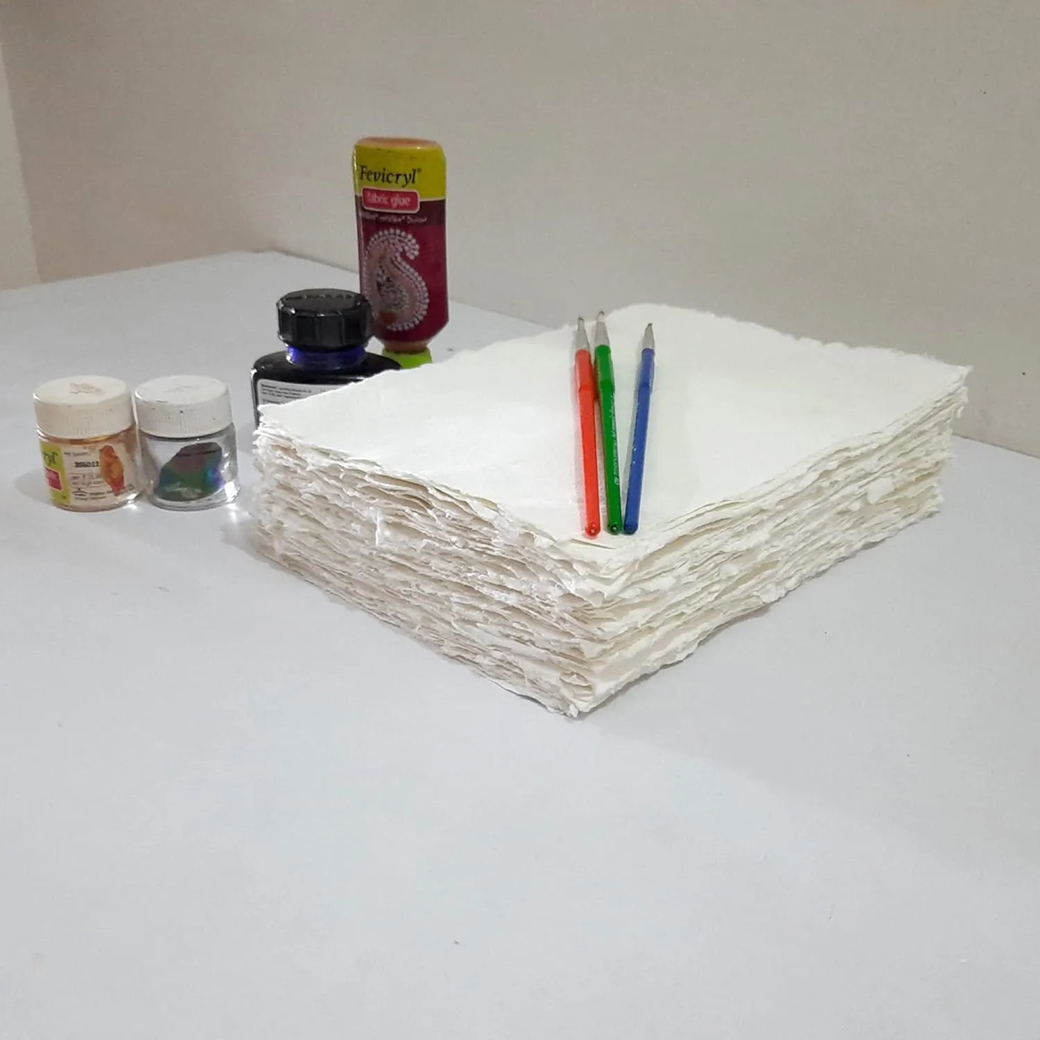 Handmade Off-White Deckle Edge Blank Paper - Mixed Media, Calligraphy, Watercolor, Postcards, Invitations, Crafts, and Announcements - Thick 150 GSM, Pack of 100 Sheets (5" x 3" Off-White)