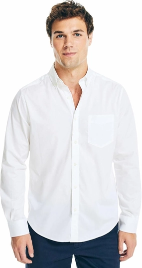 Nautica Men's Wrinkle Resistant Long Sleeve Button Front Shirt