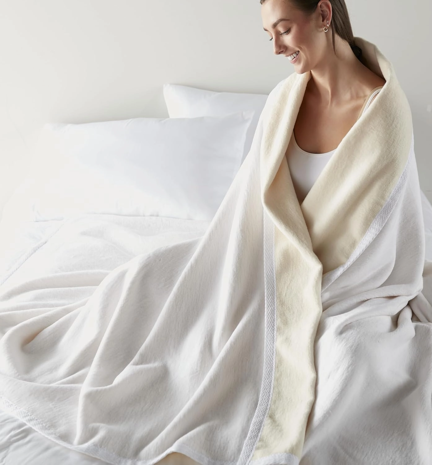 Peacock Alley Favorite Luxury Reversible Cotton Blanket for Year Around Use - 100% Long Staple Cotton, Imported from Portugal - King, Linen