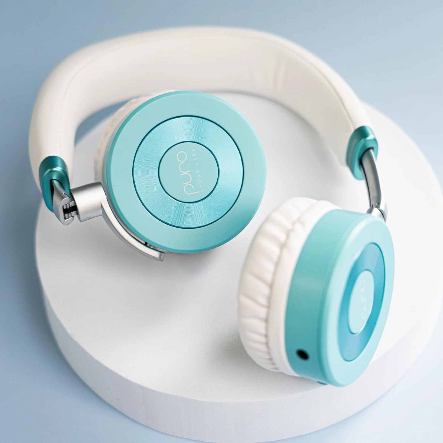 Puro Sound Labs JuniorJam Plus Volume Limiting Headphones for Kids, Safer Audio to Protect Hearing- Adjustable Bluetooth Headphones for Tablets, Smartphones, PCs- 22-Hour Battery Life (Teal)