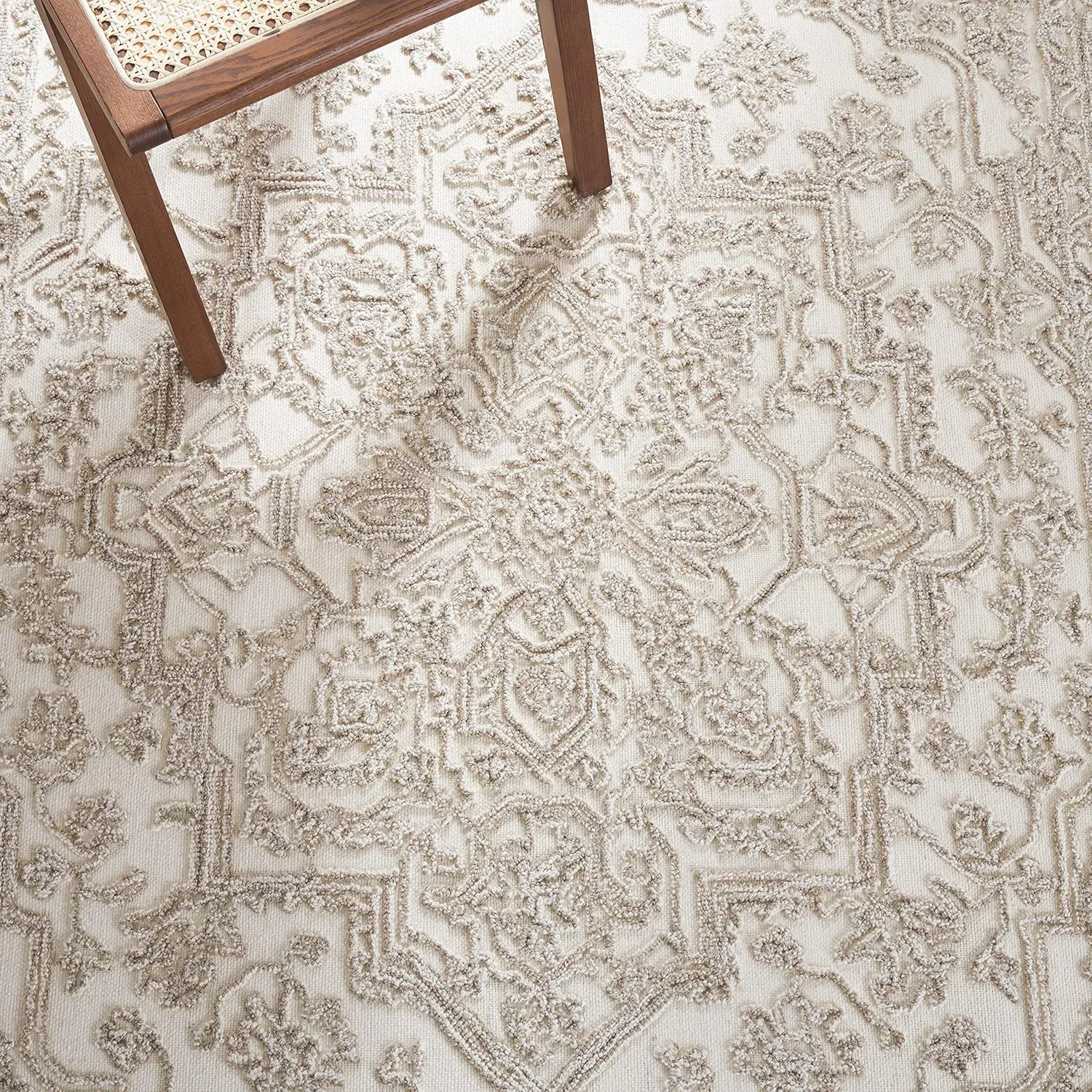 SAFAVIEH Area Rug 8x10 - Trace Collection - Large - Ivory & Natural, Handmade Wool, Ideal for Living Room, Bedroom, Office, Dining Space (TRC302A)