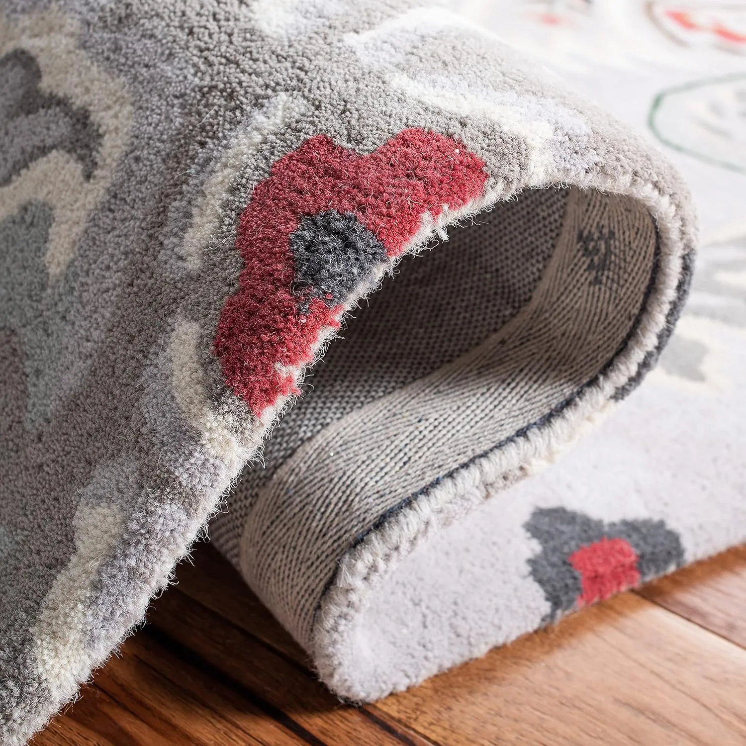 SAFAVIEH Bella Collection Area Rug - 9' x 12', Grey & Red, Handmade Boho Wool, Ideal for High Traffic Areas in Living Room, Bedroom (BEL118F)