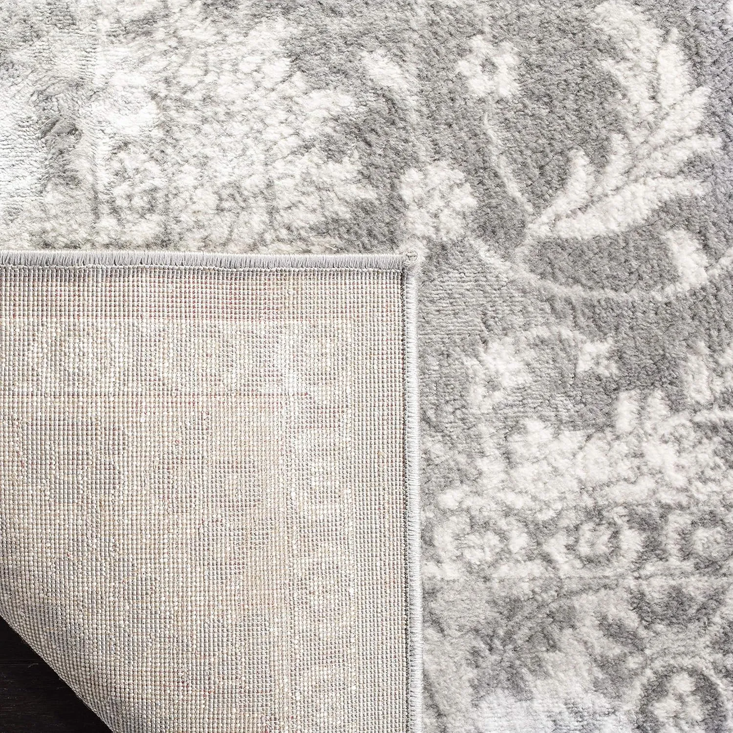SAFAVIEH Brentwood Collection 5' Square Cream/Grey BNT844B Traditional Oriental Non-Shedding Living Room Bedroom Area Rug