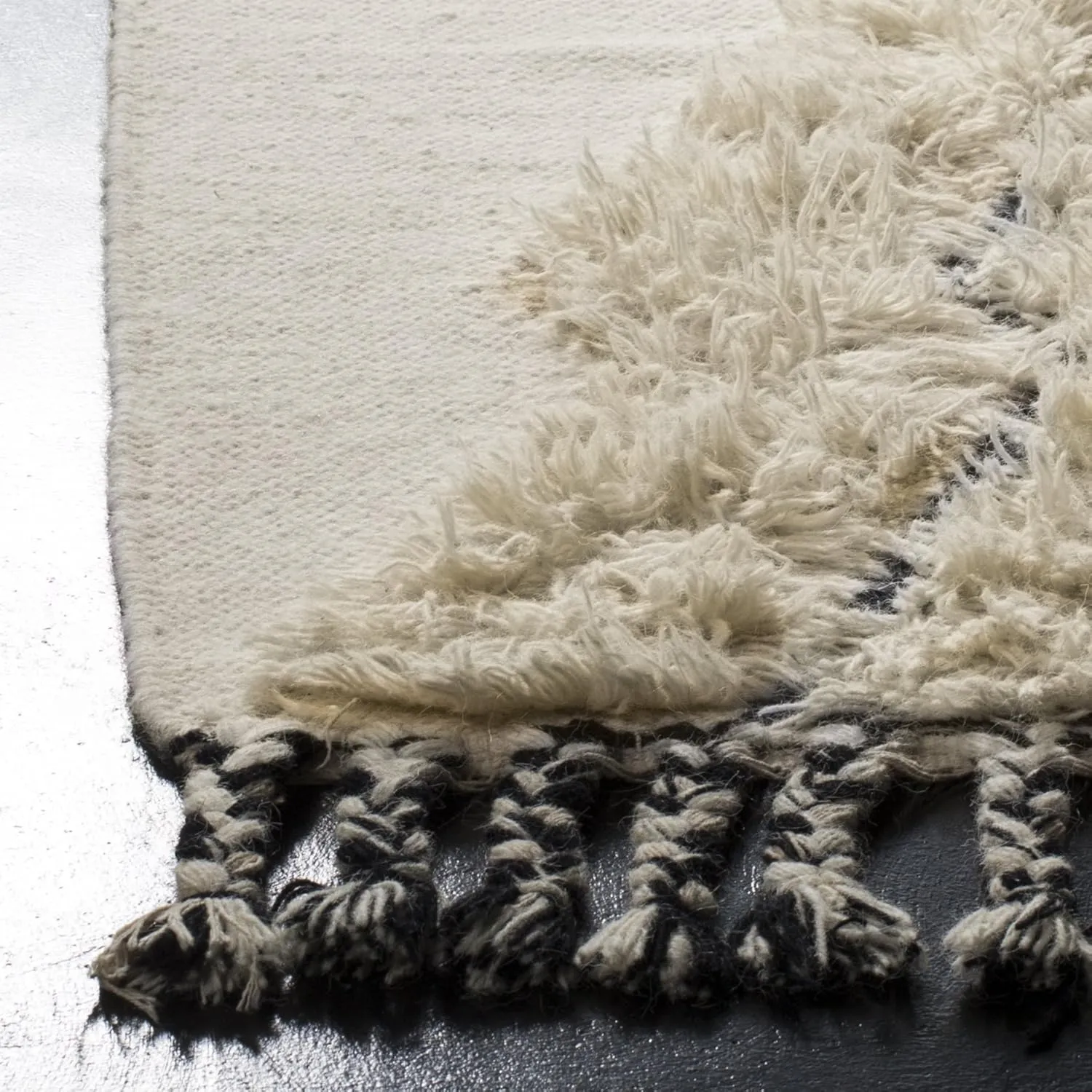 SAFAVIEH Kenya Collection Runner Rug - 2'3" x 6', Ivory & Black Blue, Hand-Knotted Moroccan Tribal Tassel Wool, Ideal for High Traffic Areas in Living Room, Bedroom (KNY905A)