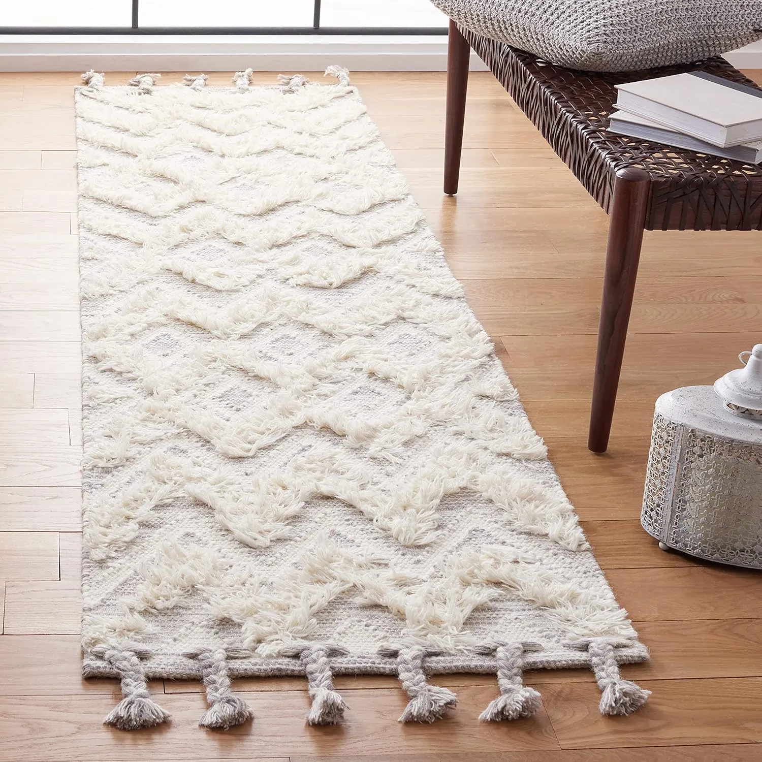 SAFAVIEH Kenya Collection Runner Rug - 2'3" x 8', Ivory & Grey, Handmade Moroccan Boho Tribal Tassel Wool, Ideal for High Traffic Areas in Living Room, Bedroom (KNY957A)