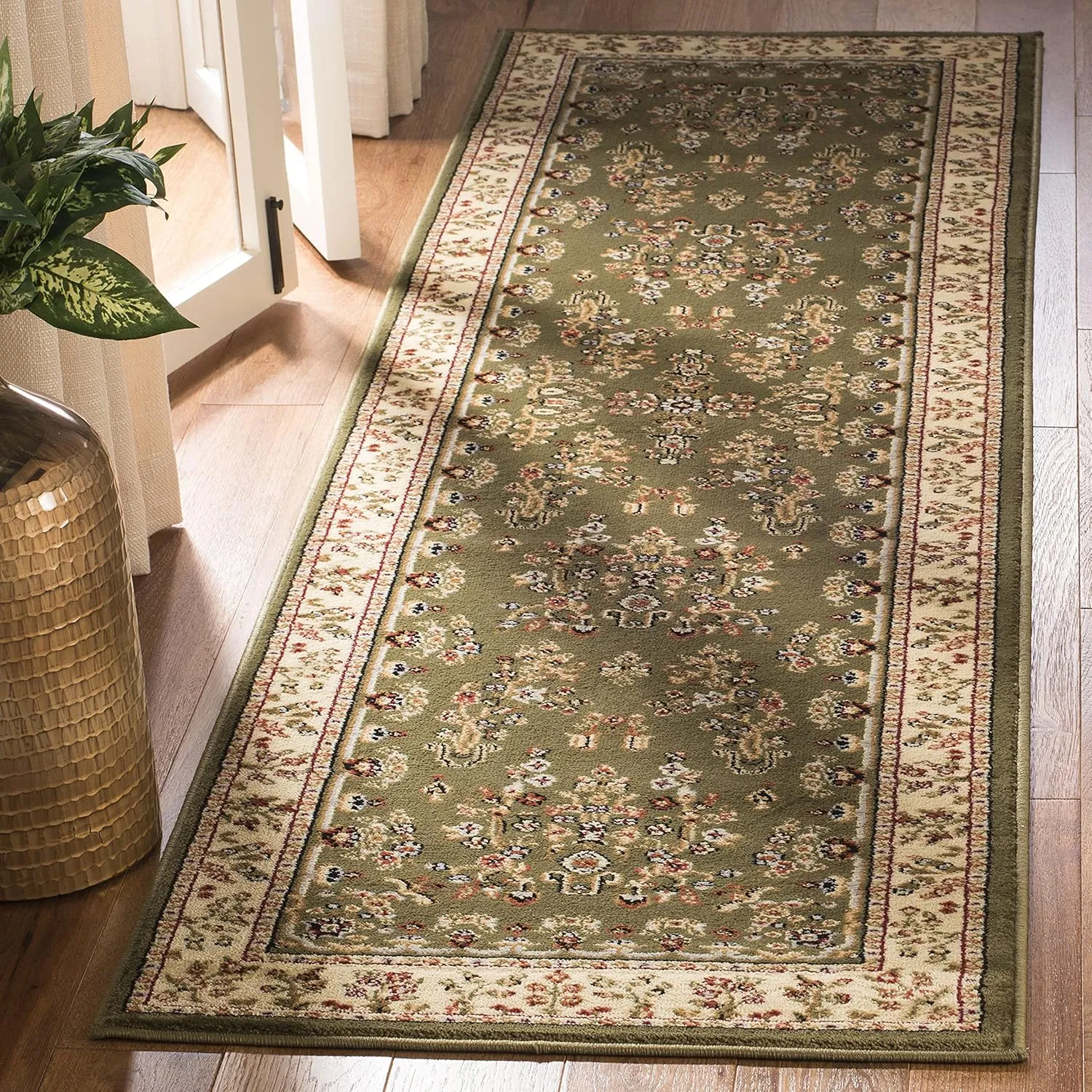 SAFAVIEH Lyndhurst Collection Runner Rug - 2'3" x 6', Sage & Ivory, Traditional Oriental Design, Non-Shedding & Easy Care, Ideal for High Traffic Areas in Living Room, Bedroom (LNH331C)