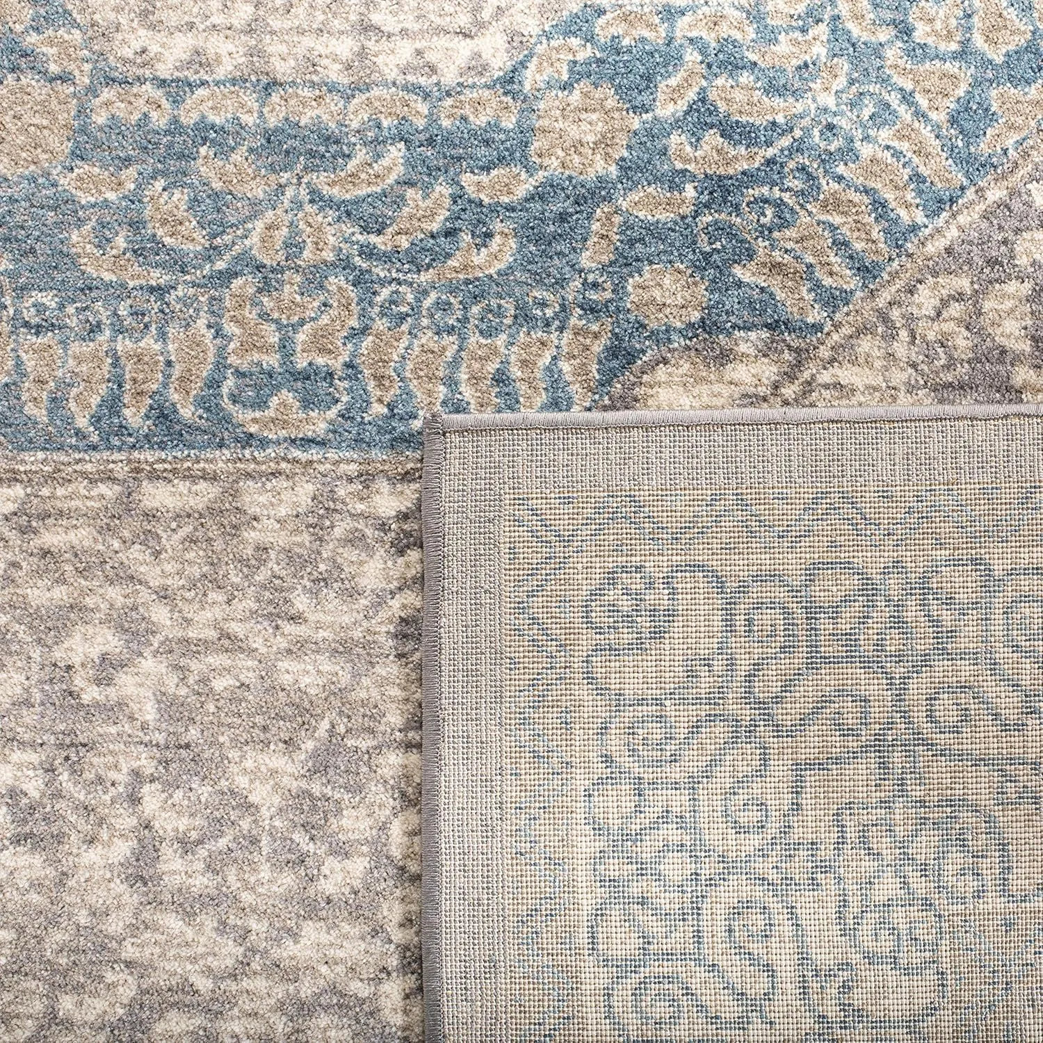 SAFAVIEH Sofia Collection 9' Square Light Grey/Beige SOF365A Vintage Oriental Distressed Non-Shedding Living Room Bedroom Dining Home Office Area Rug