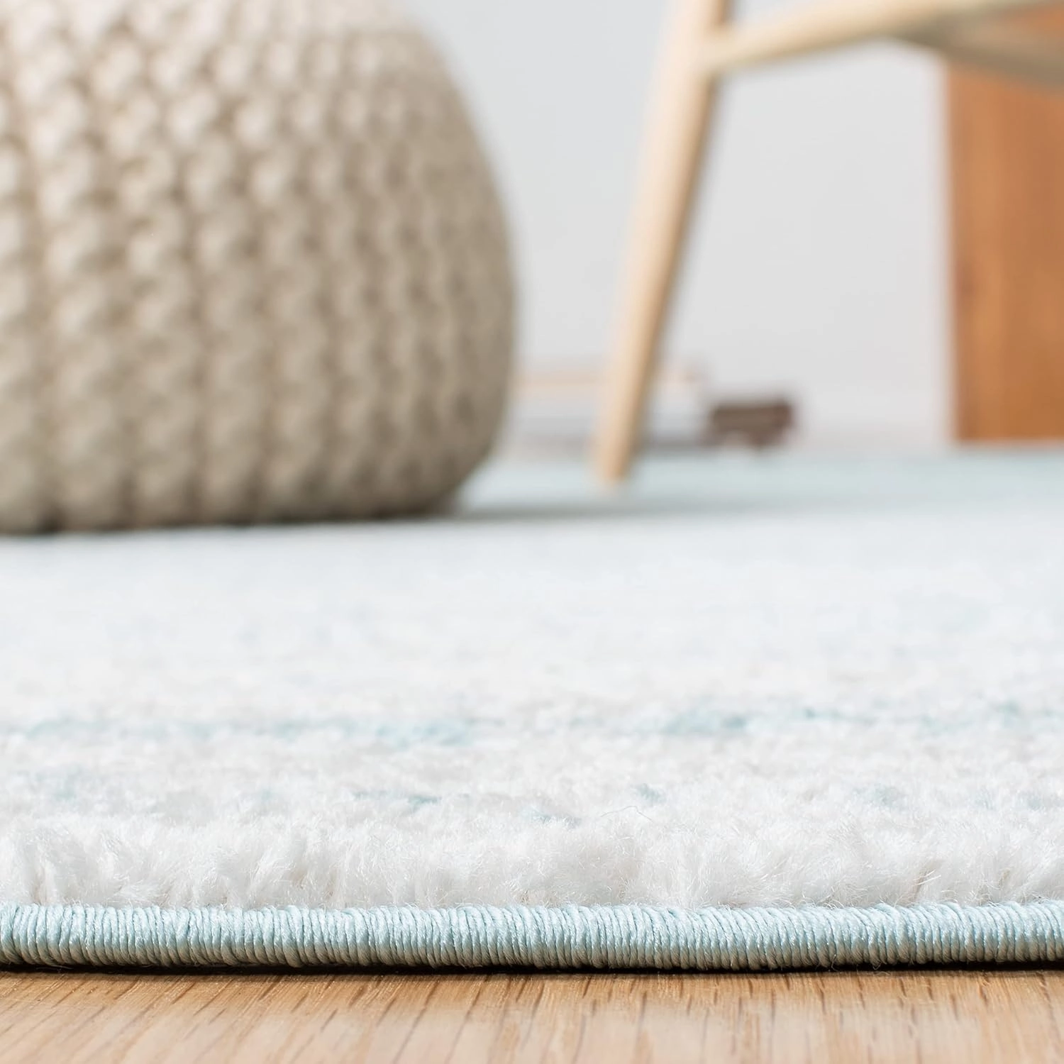 SAFAVIEH Area Rug 8x10 - Adirondack Collection - Large - Aqua & Ivory, Modern Ombre Design, Non-Shedding & Easy Cleaning, Ideal for Living Room, Bedroom, Office, Dining Space (ADR113J)