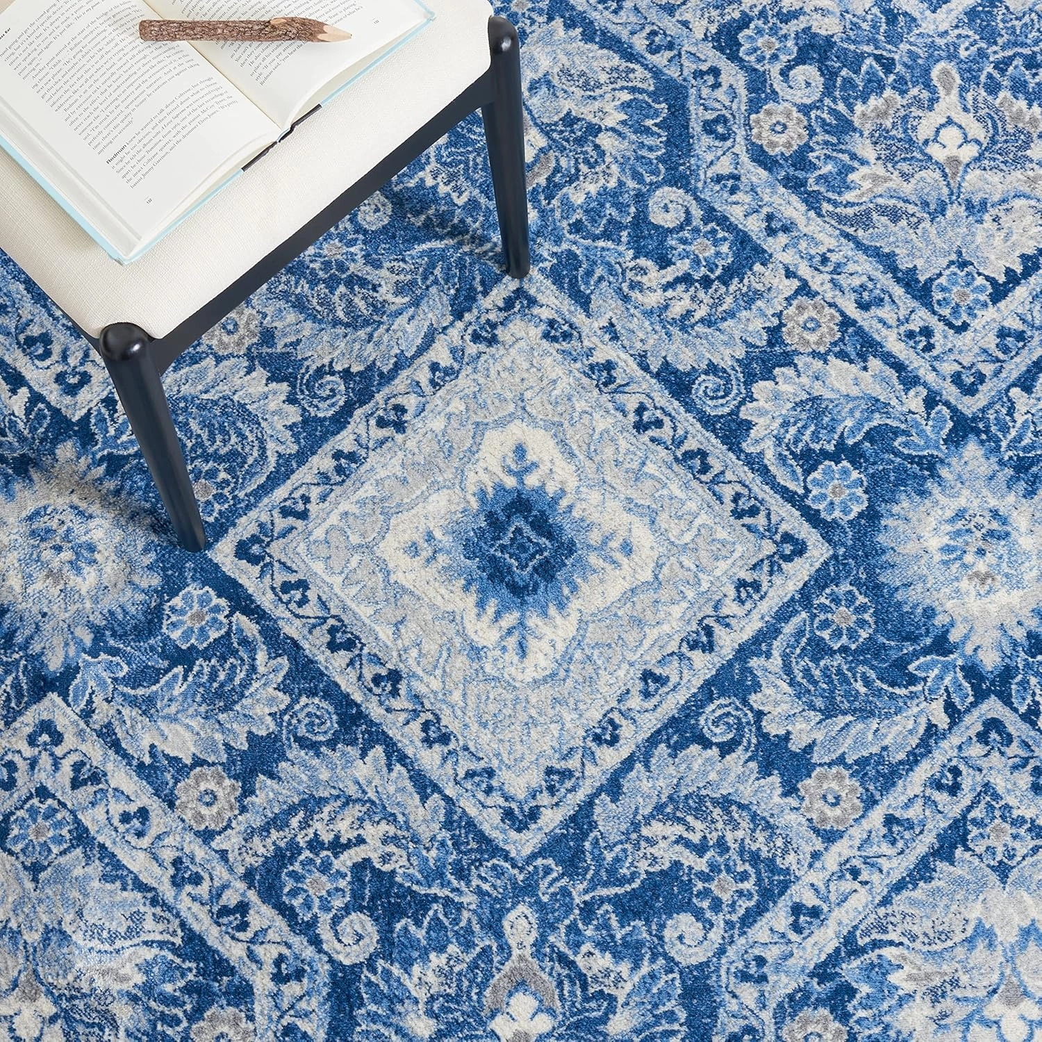 Safavieh Area Rug 8x10 - Brentwood Collection - Large - Blue & Ivory, Diamond Damask Design, Non-Shedding & Easy Cleaning, Ideal for Living Room, Bedroom, Office, Dining Space (BNT827M)