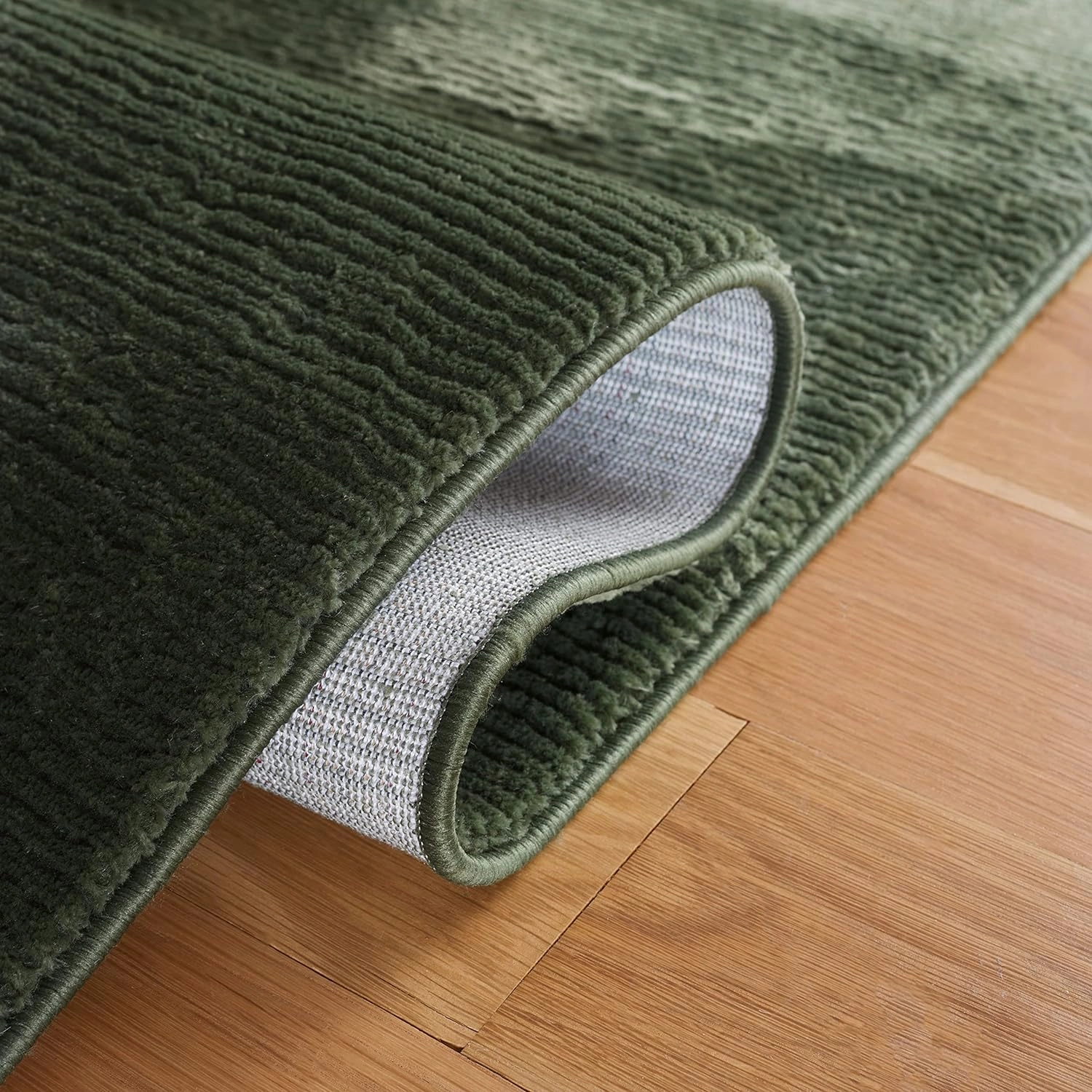 SAFAVIEH Area Rug 8x10 - Revive Collection - Large - Green, Solid Pattern, Non-Shedding & Easy Cleaning, Ideal for Living Room, Bedroom, Office, Dining Space (REV102Y)