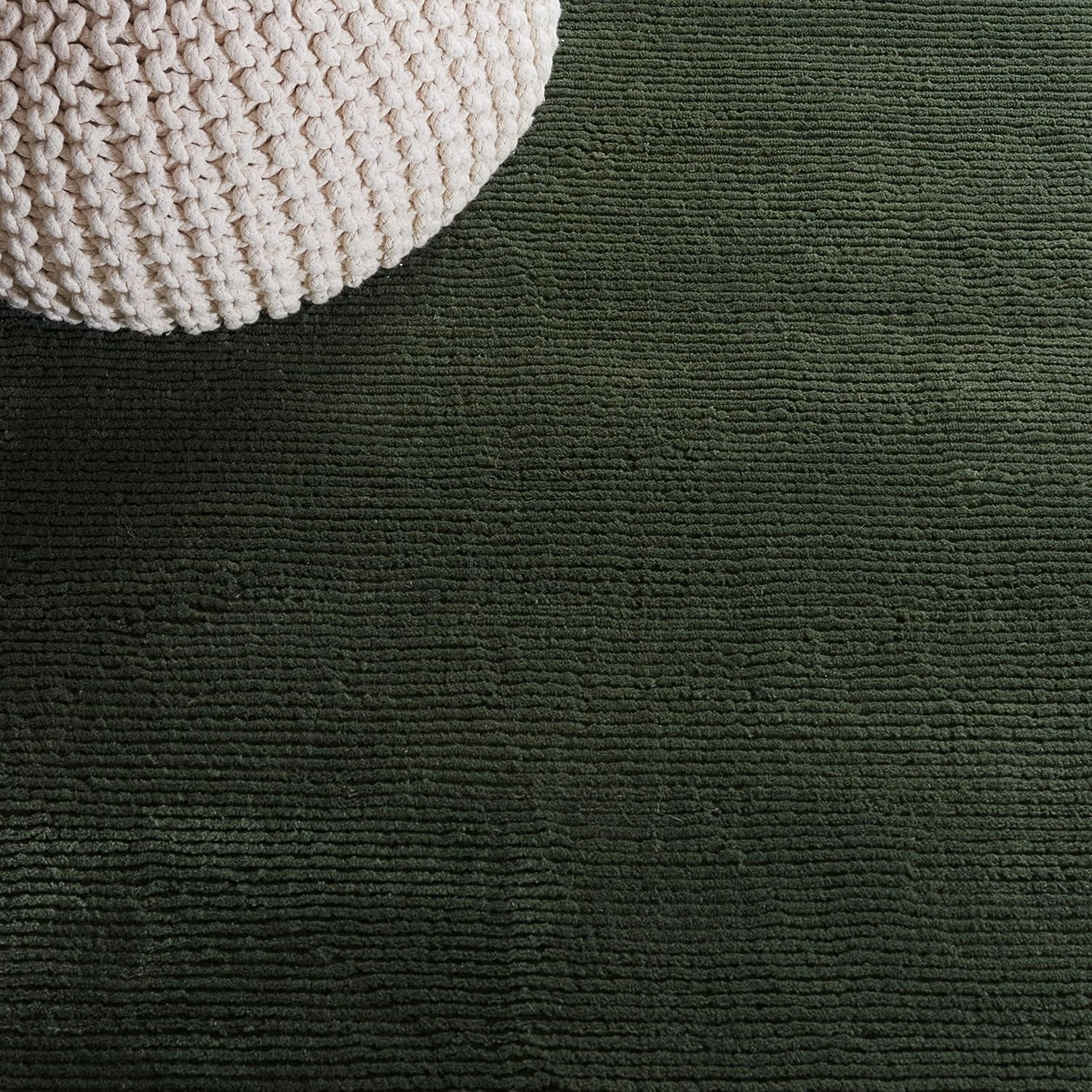 SAFAVIEH Area Rug 8x10 - Revive Collection - Large - Green, Solid Pattern, Non-Shedding & Easy Cleaning, Ideal for Living Room, Bedroom, Office, Dining Space (REV102Y)