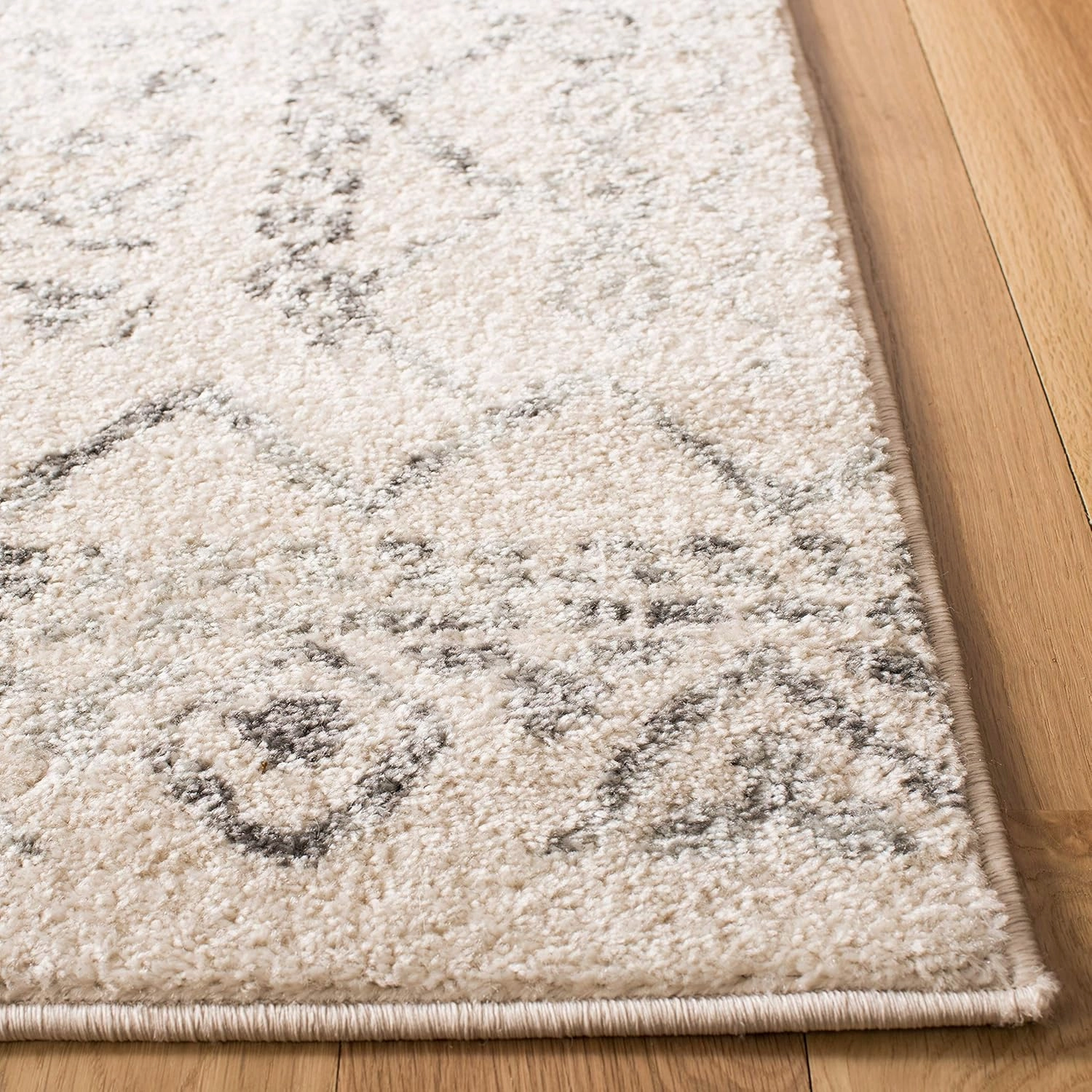 SAFAVIEH Area Rug 8x10 - Tulum Collection - Large - Ivory & Grey, Moroccan Boho Distressed Design, Non-Shedding & Easy Cleaning, Ideal for Living Room, Bedroom, Office, Dining Space (TUL268A)