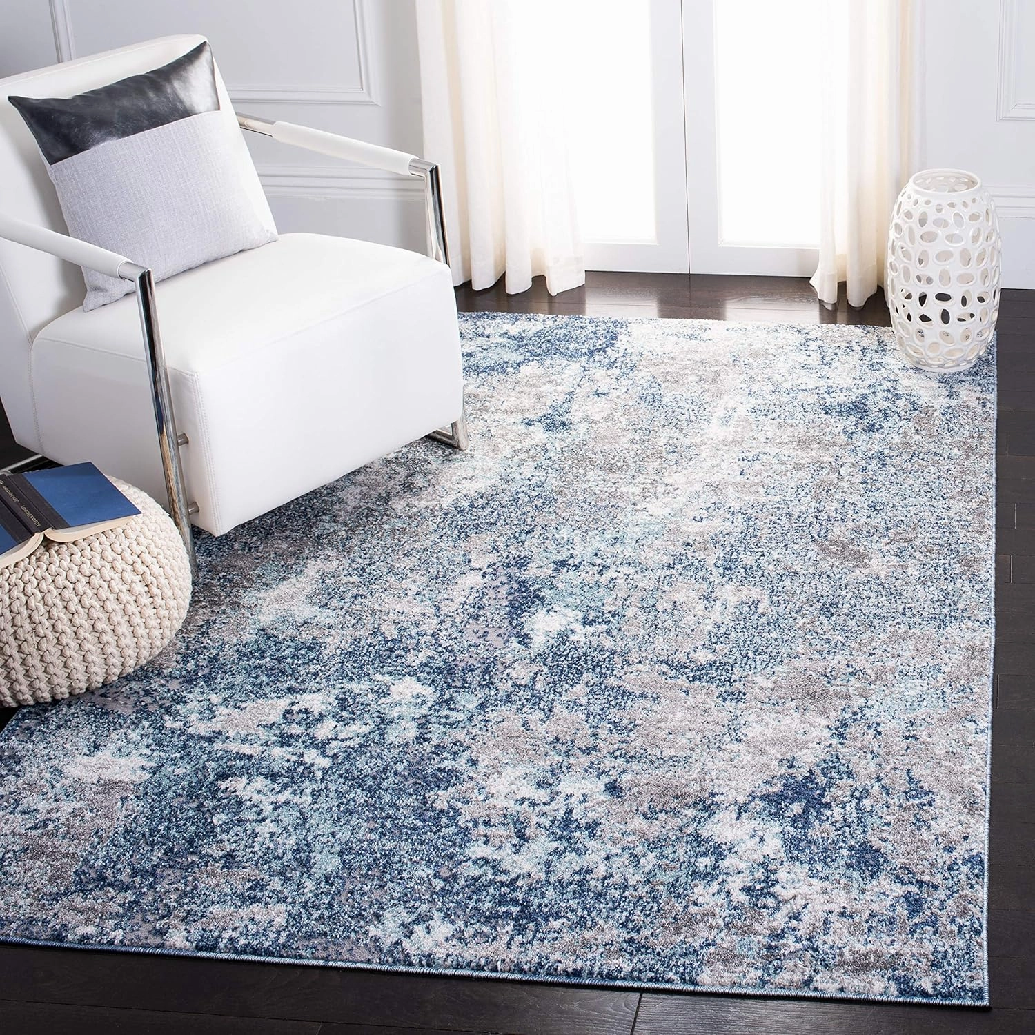 SAFAVIEH Aston Collection Area Rug - 6' x 9', Navy & Grey, Modern Abstract Design, Non-Shedding & Easy Care, Ideal for High Traffic Areas in Living Room, Bedroom (ASN710N)