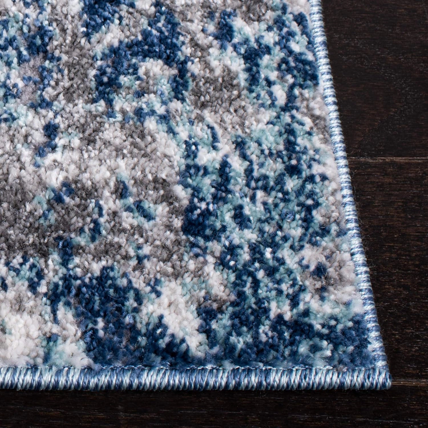SAFAVIEH Aston Collection Area Rug - 6' x 9', Navy & Grey, Modern Abstract Design, Non-Shedding & Easy Care, Ideal for High Traffic Areas in Living Room, Bedroom (ASN710N)
