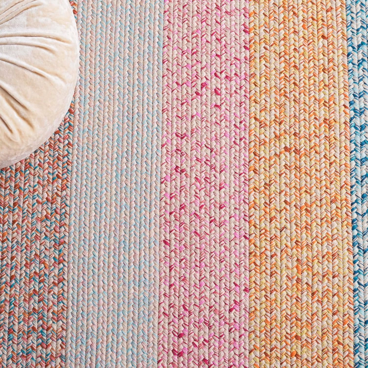 Safavieh Braided Collection Area Rug - 5' x 8', Aqua/Pink, Geometric Design, Machine Washable Indoor/Outdoor & Washable-Ideal for Patio, Backyard, Mudroom (BRD318J)