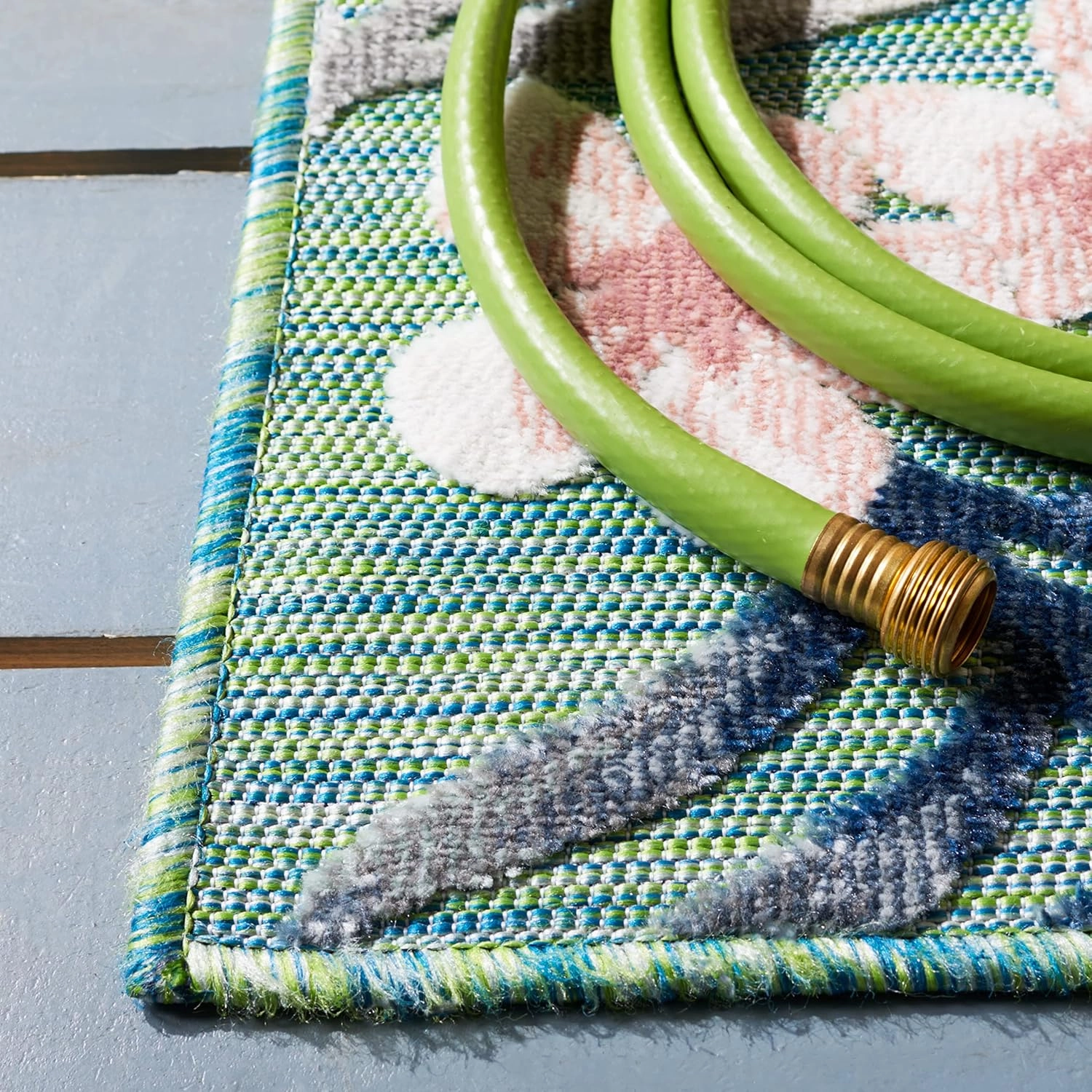 SAFAVIEH Cabana Collection Area Rug - 8' x 10', Green & Navy, Tropical Design, Non-Shedding & Easy Care, Indoor/Outdoor & Washable-Ideal for Patio, Backyard, Mudroom (CBN451Y)