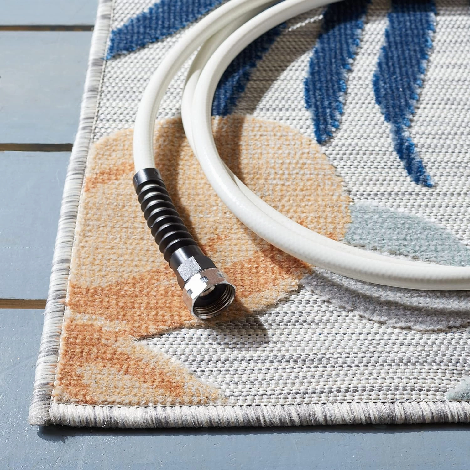SAFAVIEH Cabana Collection Area Rug - 9' x 12', Grey & Rust, Floral Tropical Design, Non-Shedding & Easy Care, Indoor/Outdoor & Washable-Ideal for Patio, Backyard, Mudroom (CBN454G)