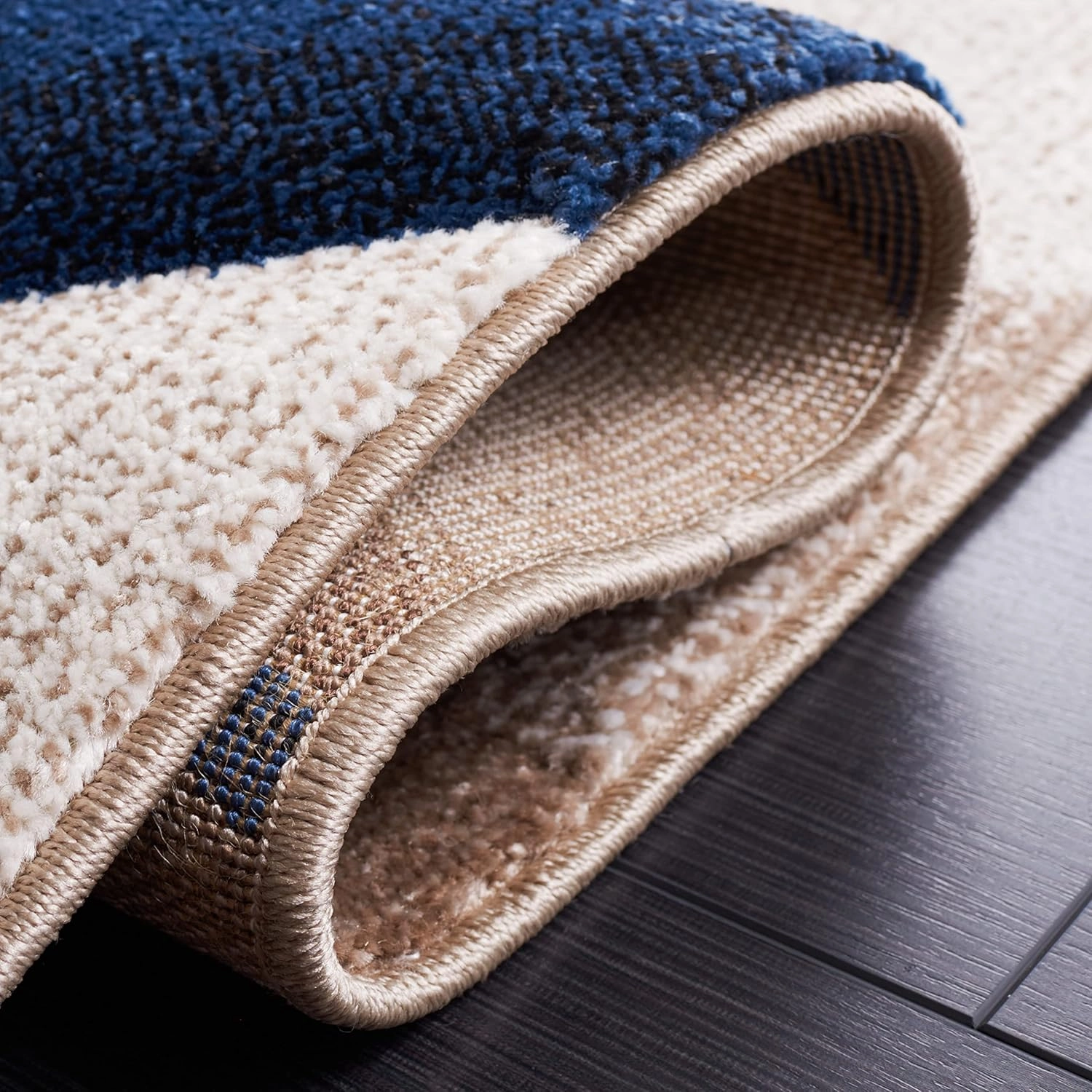 SAFAVIEH Hollywood Collection Runner Rug - 2'3" x 6', Beige & Blue, Mid-Century Modern Design, Non-Shedding & Easy Care, Ideal for High Traffic Areas in Living Room, Bedroom, Dining (HLW766C-26)