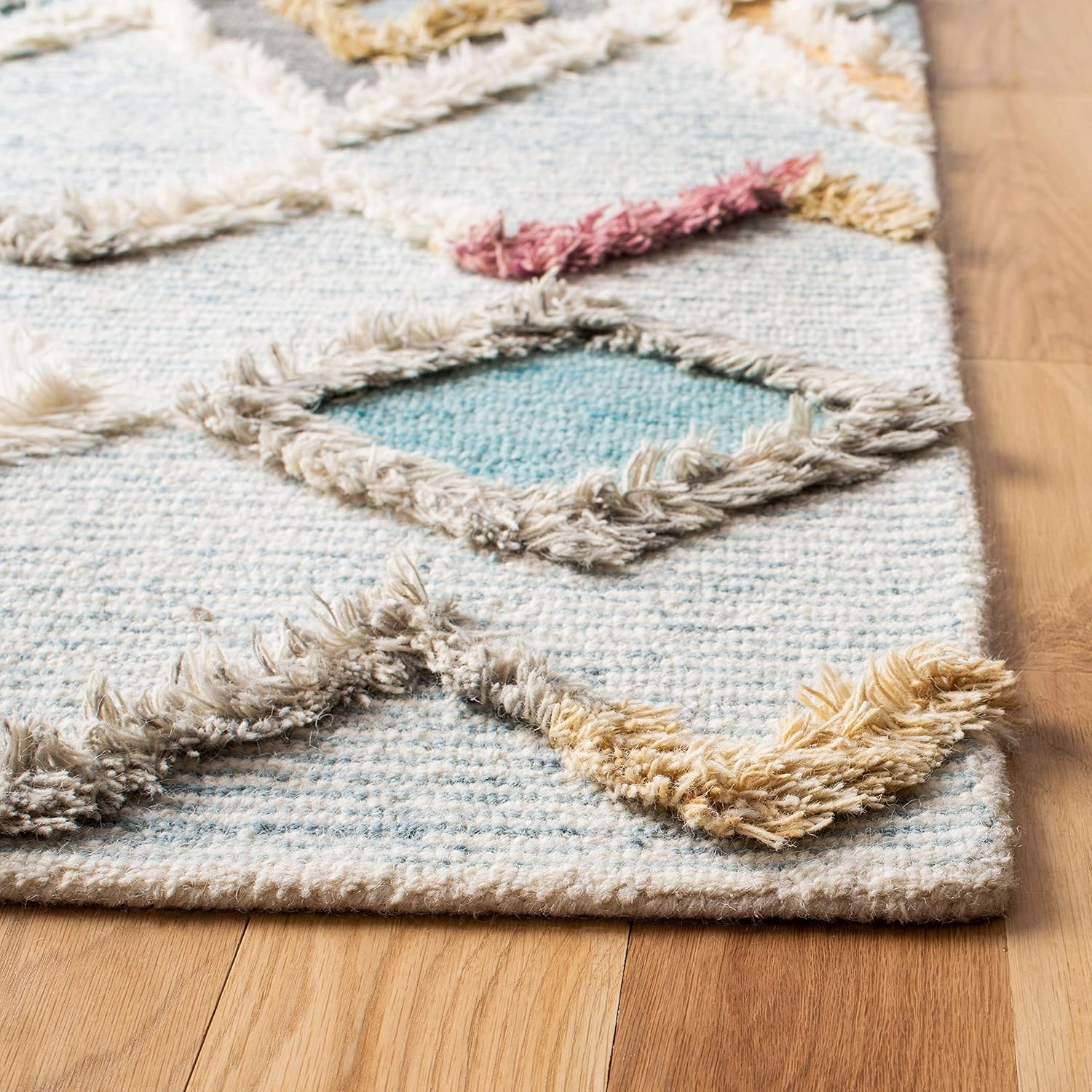 SAFAVIEH Kenya Collection Runner Rug - 2'3" x 8', Grey & Ivory, Handmade Moroccan Boho Tribal Wool, Ideal for High Traffic Areas in Living Room, Bedroom (KNY663F)