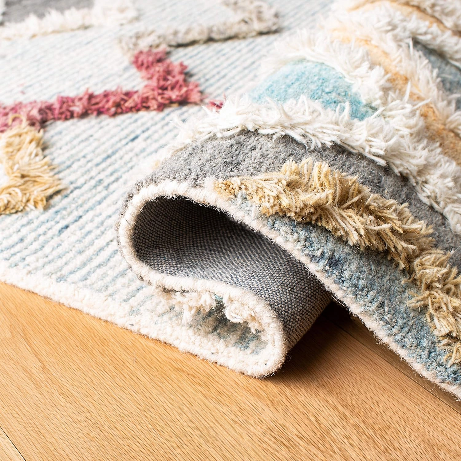 SAFAVIEH Kenya Collection Runner Rug - 2'3" x 8', Grey & Ivory, Handmade Moroccan Boho Tribal Wool, Ideal for High Traffic Areas in Living Room, Bedroom (KNY663F)