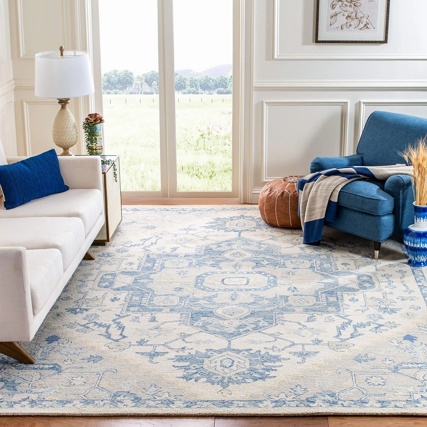 SAFAVIEH Micro-Loop Collection Area Rug - 9' x 12', Ivory & Blue, Handmade Shabby Chic Medallion Wool, Ideal for High Traffic Areas in Living Room, Bedroom (MLP503G)