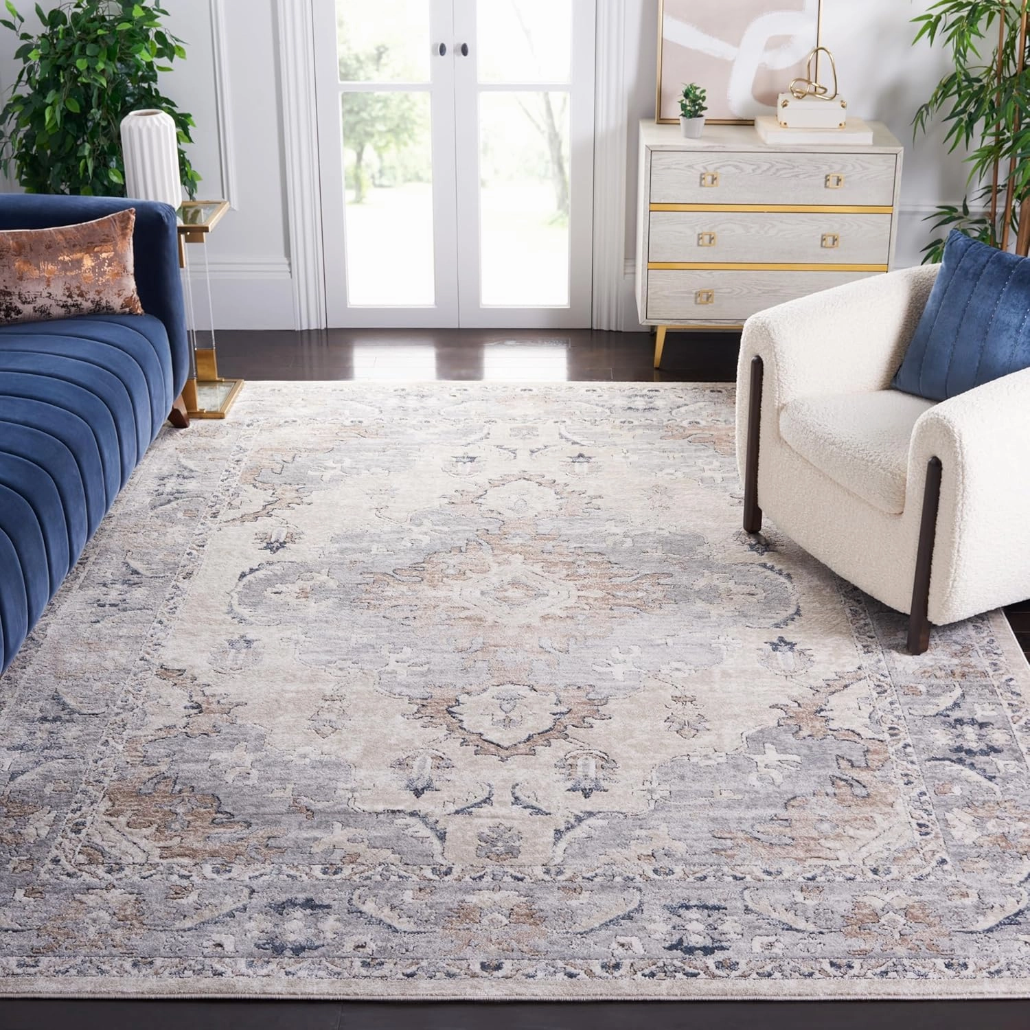 SAFAVIEH Oregon Collection Area Rug - 9' x 12', Beige & Grey, Oriental Distressed Design, Non-Shedding & Easy Care, Ideal for High Traffic Areas in Living Room, Bedroom (ORE898B)