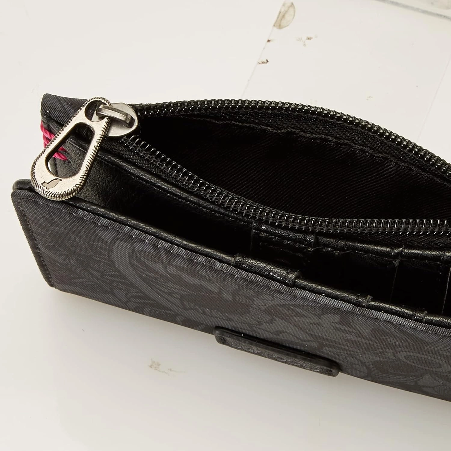 Sakroots Eco-Twill Encino Essential Wallet
