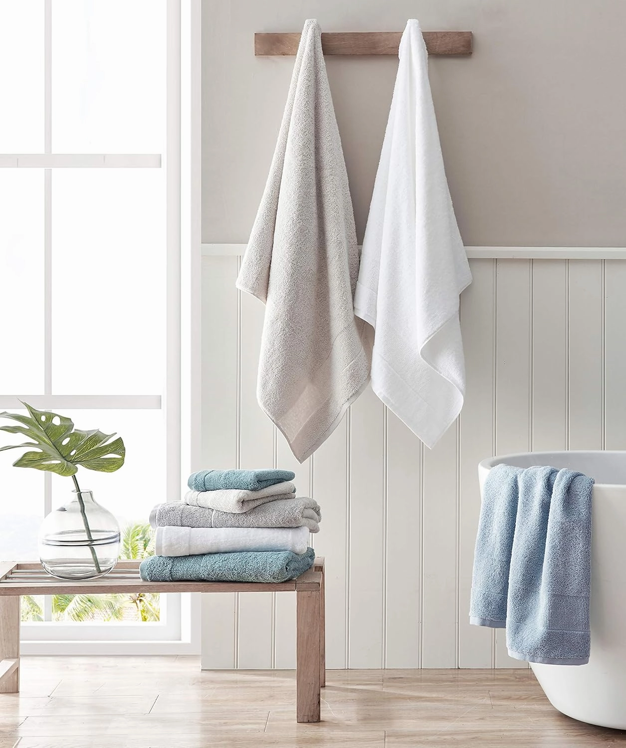 Tommy Bahama - Bath Towels, Absorbent & Fade Resistant Bathroom Essentials, Oeko-Tex Certified (Island Retreat Turquoise, 6-Piece)