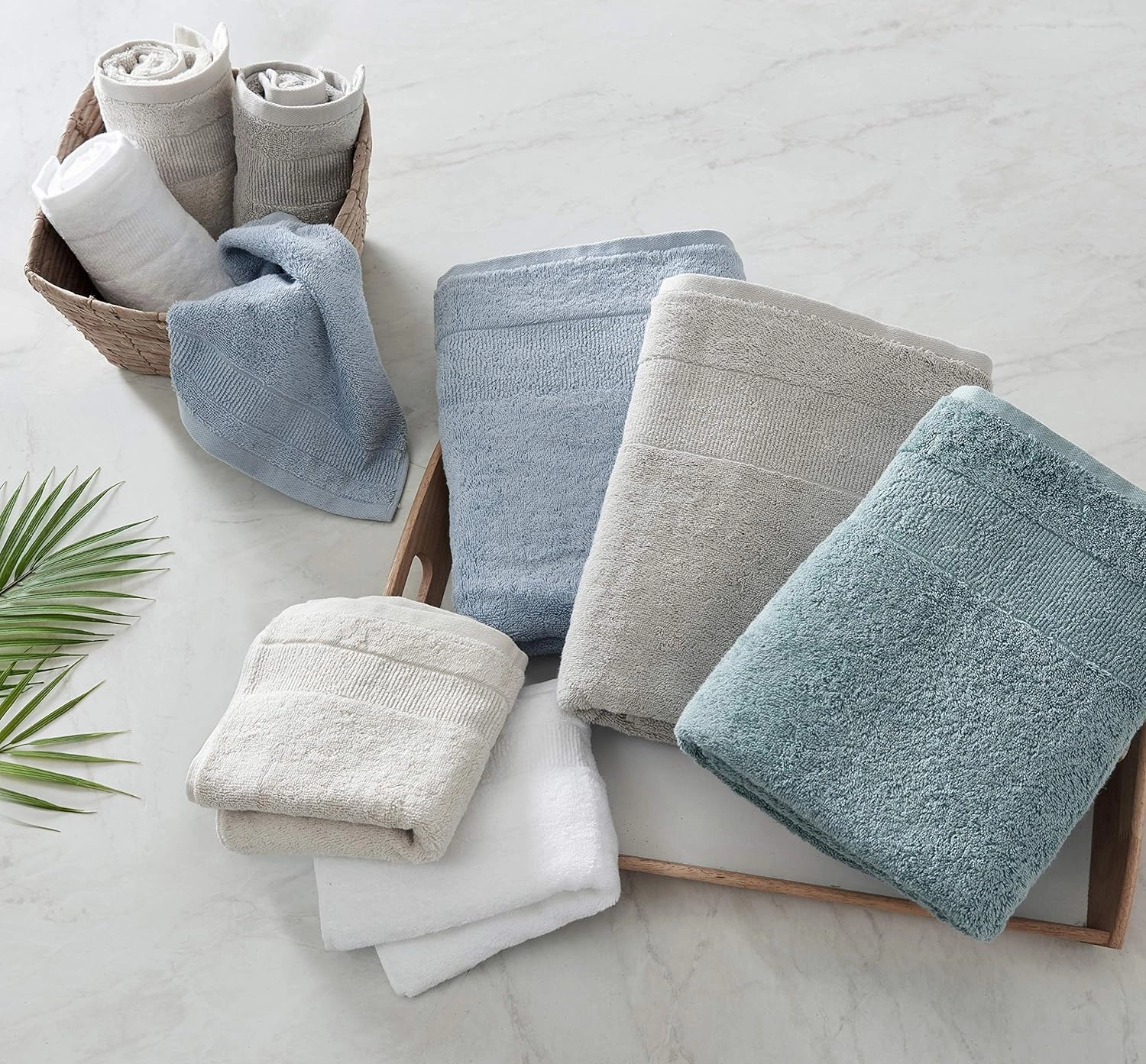 Tommy Bahama - Bath Towels, Absorbent & Fade Resistant Bathroom Essentials, Oeko-Tex Certified (Island Retreat Turquoise, 6-Piece)