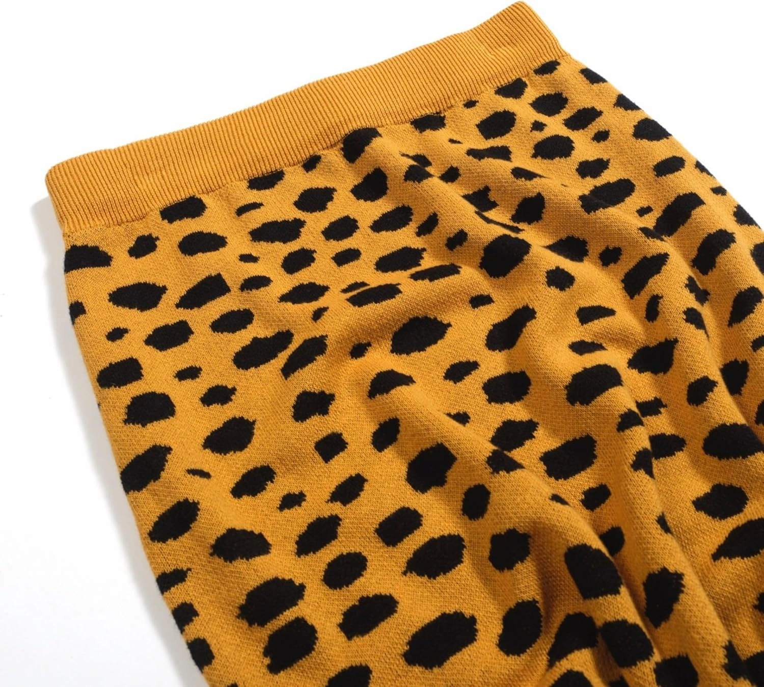 Women's Knitted Vest Skirt Sets, 1960s Mod Style Retro Leopard Green Tank Yellow Straight Skirt 2 Piece Sets Summer