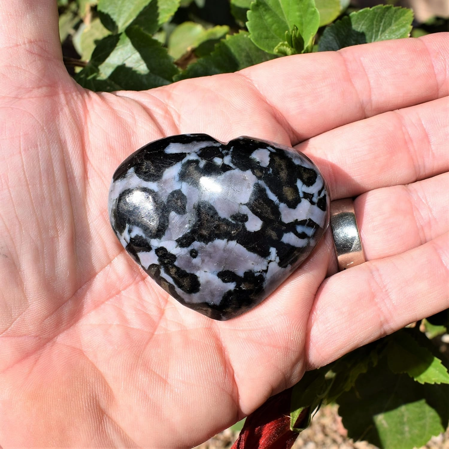 Zenergy Gems Selenite Charged Hand-Carved Natural Mystic Indigo Gabbro Pocket Puffy Heart/Palm Heart/Worry Stone   Selenite Heart Charging Crystal [Included]